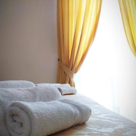 Hotel La Pace バーニョ・ディ・ロマーニャ エクステリア 写真